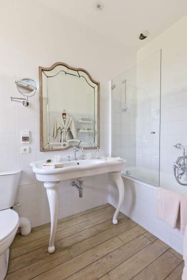 Salle de bain chambre 17